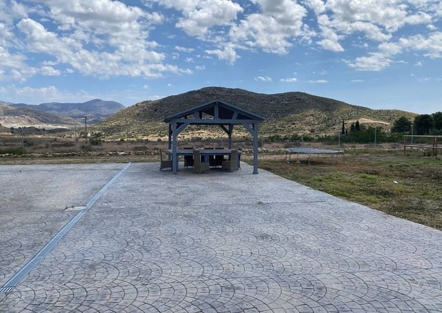 3 makuuhuone Puutalo myytävänä paikassa Monóvar / Monóver - 299 995 € (Ref: 9005892)