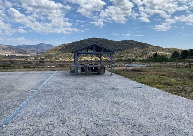 3 slaapkamer Houten huis te koop in Monóvar / Monóver - € 299.995 (Ref: 9005892)