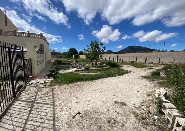 6 bedroom Finca/Country House for sale in Sax with pool - € 275,000 (Ref: 9006628)