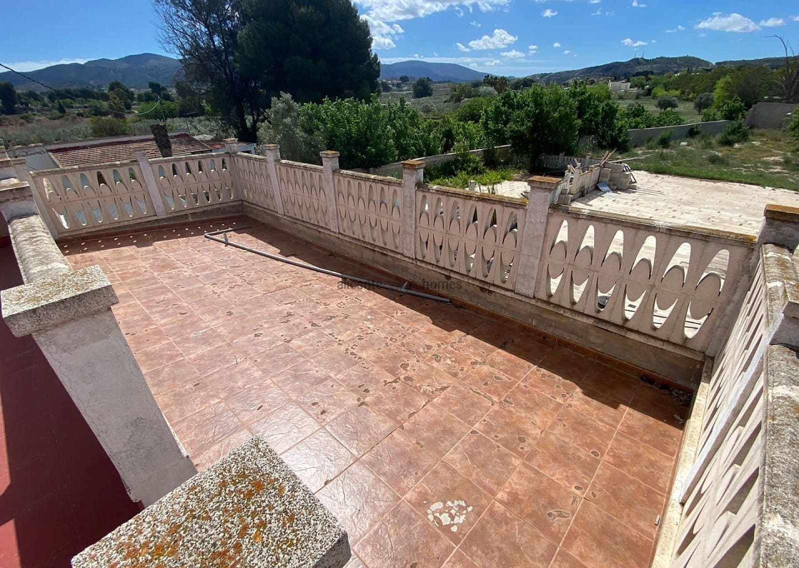 6 Zimmer Finca/Landgut zu verkaufen in Sax mit Pool - 275.000 € (Ref: 9006628)