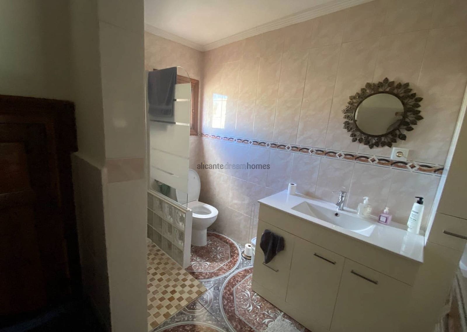 6 Zimmer Finca/Landgut zu verkaufen in Sax mit Pool - 275.000 € (Ref: 9006628)