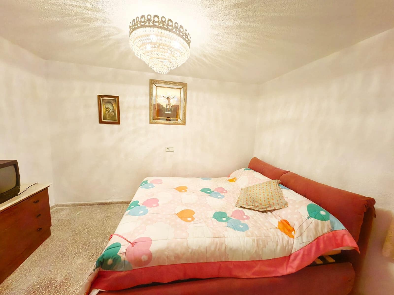 5 soveværelse Hulehus til salg i Raspay - € 128.900 (Ref: 9022045)