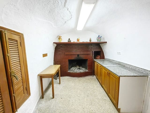 5 bedroom Cave House for sale in Raspay, Yecla - € 128,900 (Ref: 9022045)