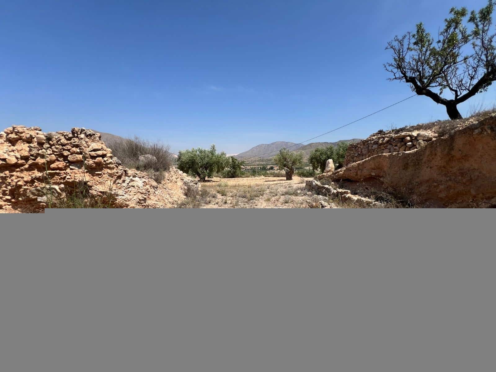 Grunde uden byggetilladelser til salg i Barbarroja - € 50.000 (Ref: 9050841)