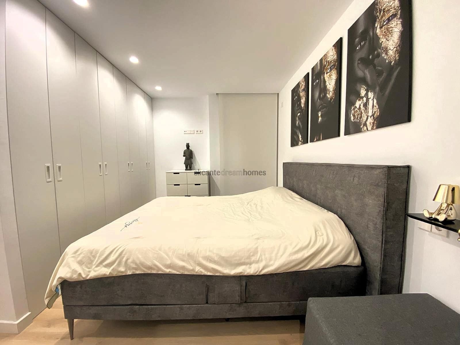 2 quarto Moradia para venda em Monforte del Cid com piscina garagem - 340 000 € (Ref: 9058215)