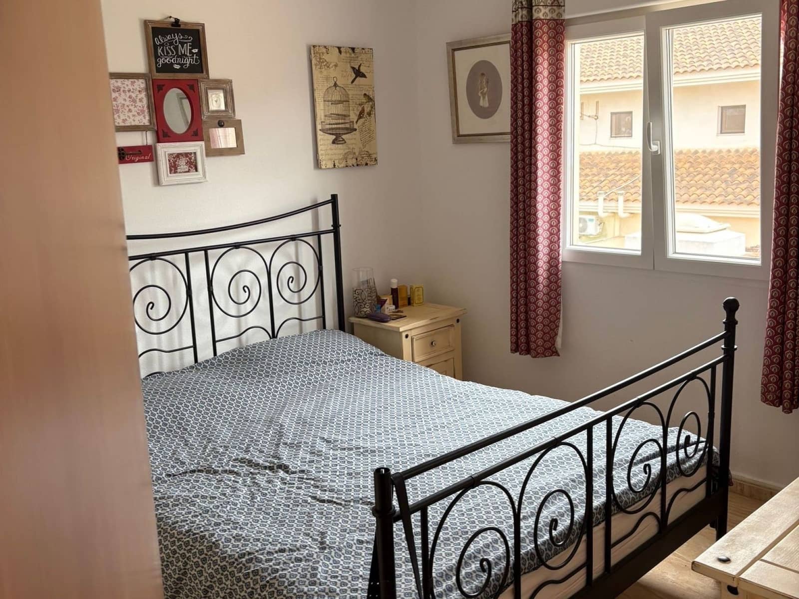 4 bedroom Townhouse for sale in Pinoso with garage - € 175,000 (Ref: 9062700)