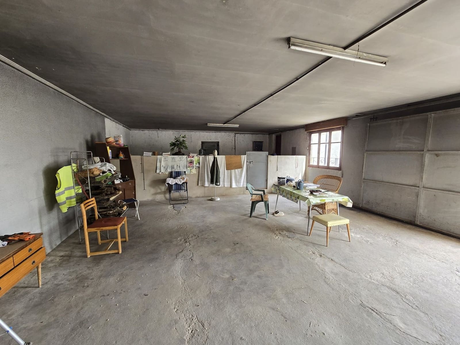 Finca/Landhuis te koop in Sax met zwembad garage - € 149.995 (Ref: 9065622)