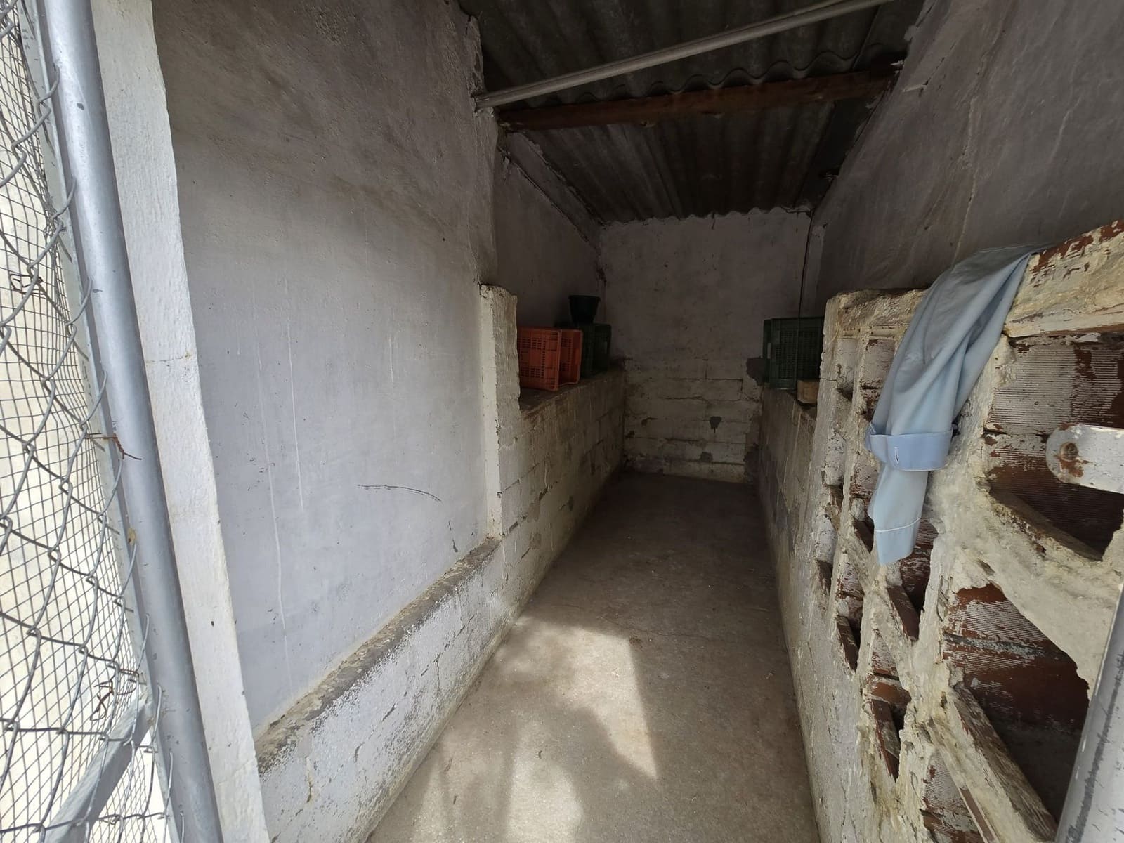 Finca/Landhuis te koop in Sax met zwembad garage - € 149.995 (Ref: 9065622)