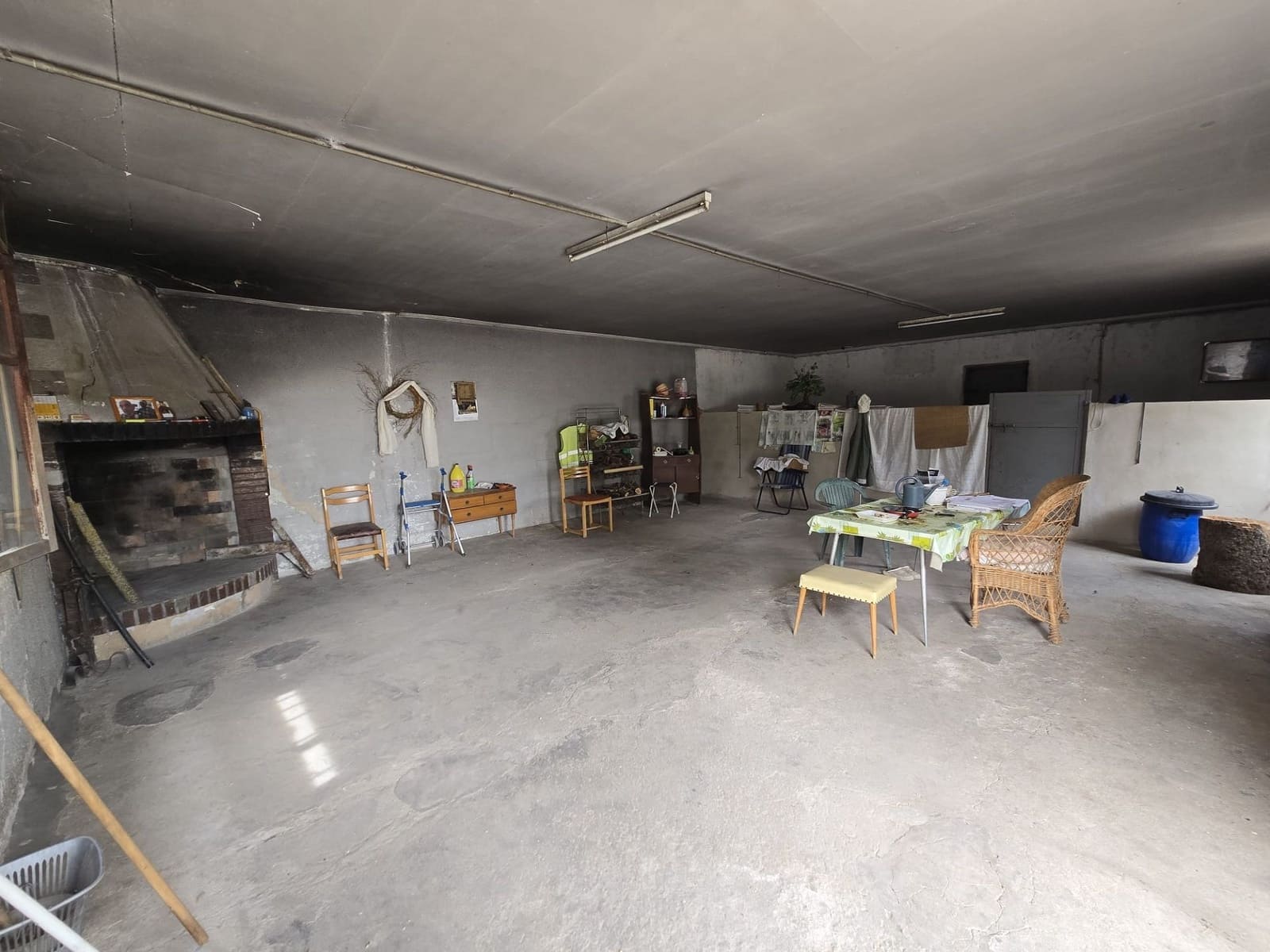 Finca/Landhuis te koop in Sax met zwembad garage - € 149.995 (Ref: 9065622)