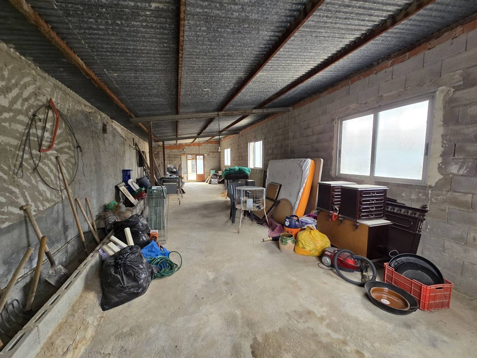 Finca/Landhuis te koop in Sax met zwembad garage - € 149.995 (Ref: 9065622)