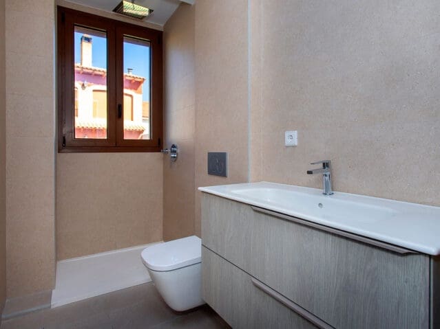 3 bedroom Apartment for sale in Hondon de las Nieves - € 220,000 (Ref: 9073815)