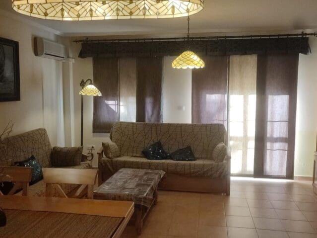 2 slaapkamer Appartement te koop in Ubeda, Pinoso met zwembad - € 105.000 (Ref: 9073826)