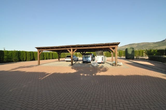 4 slaapkamer Villa te koop in Villena met zwembad garage - € 1.250.000 (Ref: 9074106)