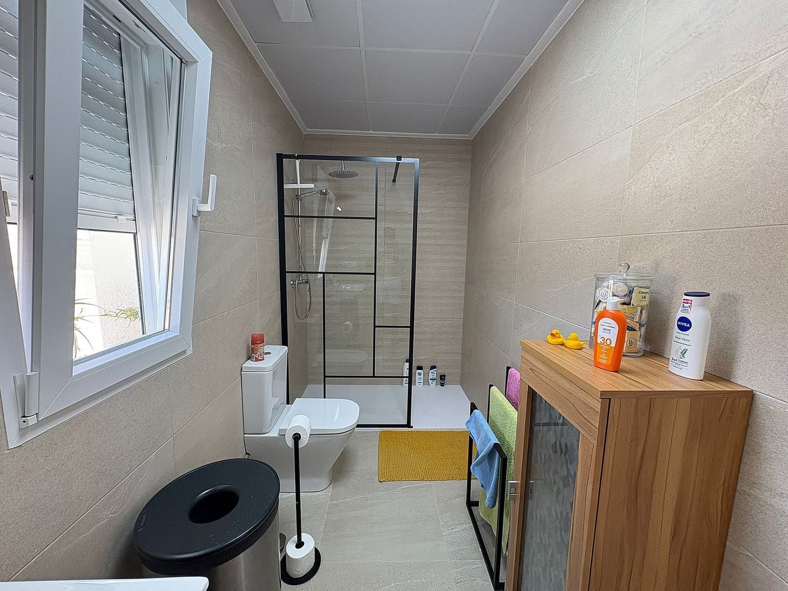 3 makuuhuone Huvila myytävänä paikassa Pinoso mukana uima-altaan - 269 995 € (Ref: 9084313)