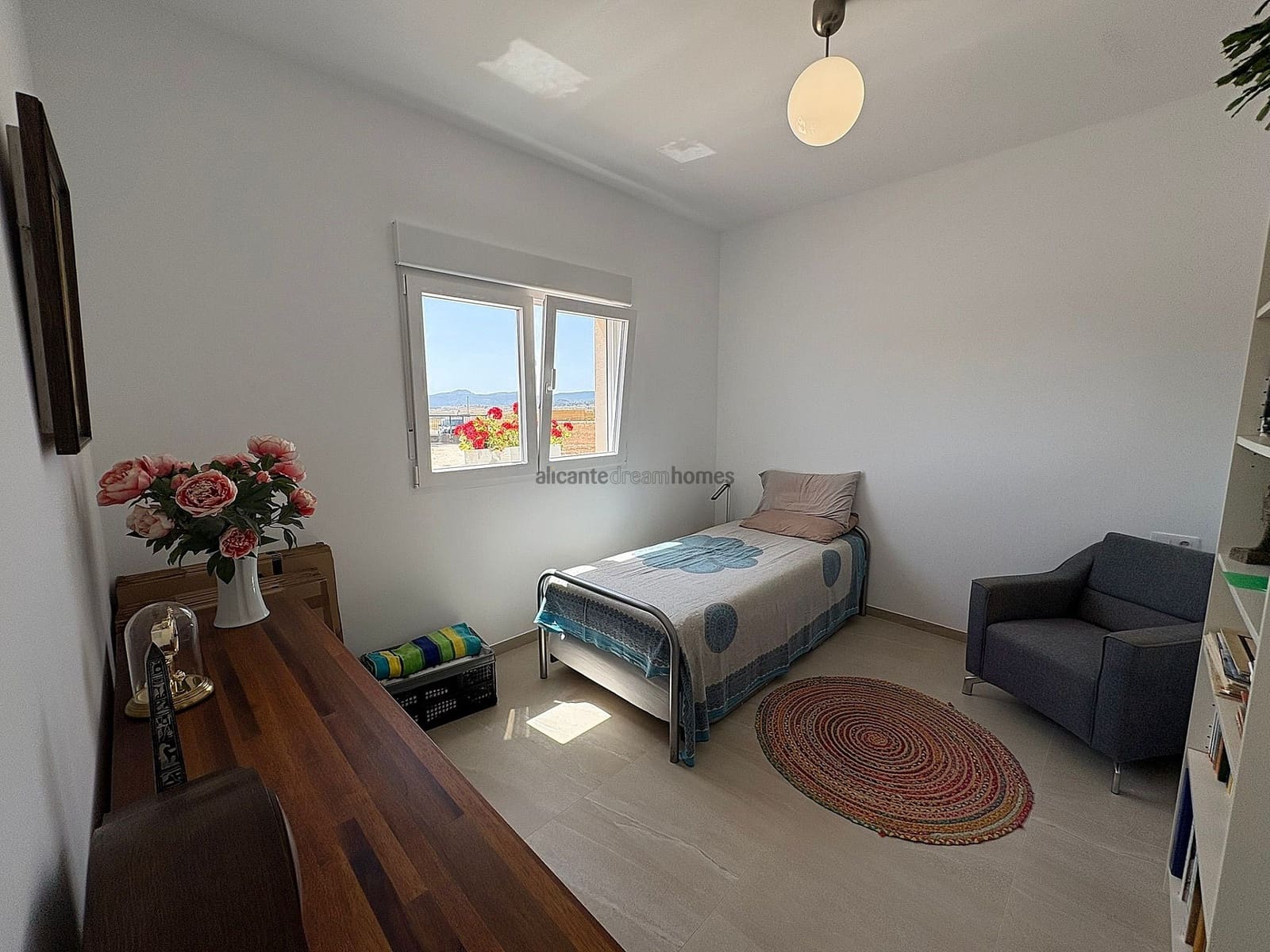 3 slaapkamer Villa te koop in Pinoso met zwembad - € 309.995 (Ref: 9084313)