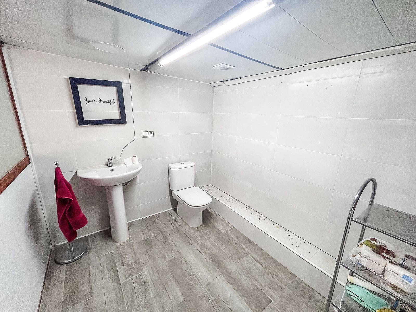 4 sypialnia Finka/Dom wiejski na sprzedaż w Sax z basenem garażem - 227 000 € (Ref: 9101514)