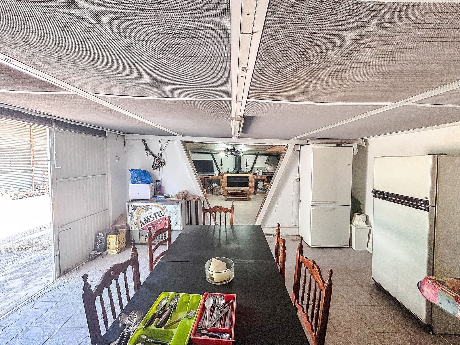 4 sypialnia Finka/Dom wiejski na sprzedaż w Sax z basenem garażem - 227 000 € (Ref: 9101514)