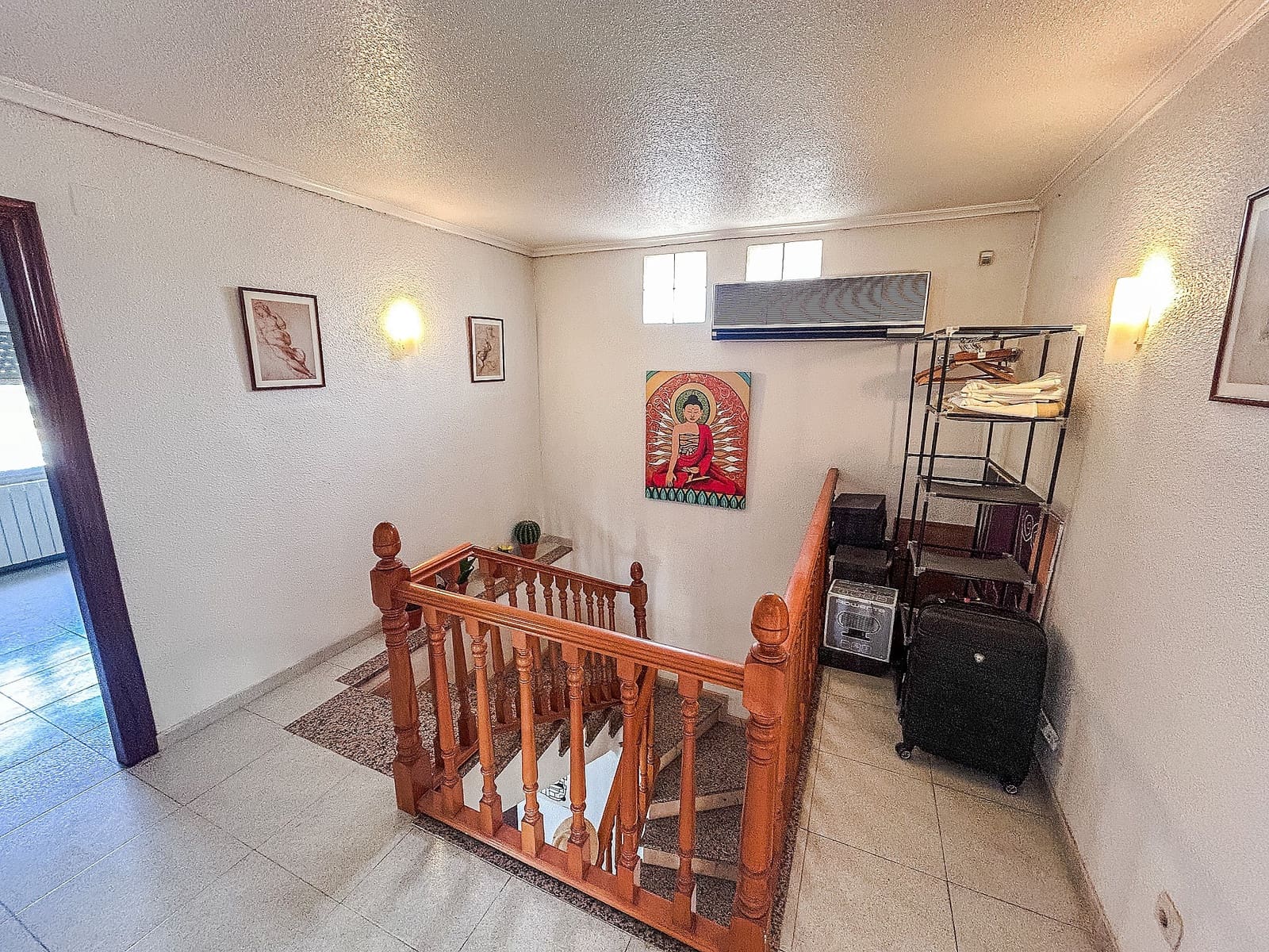 4 sypialnia Finka/Dom wiejski na sprzedaż w Sax z basenem garażem - 227 000 € (Ref: 9101514)