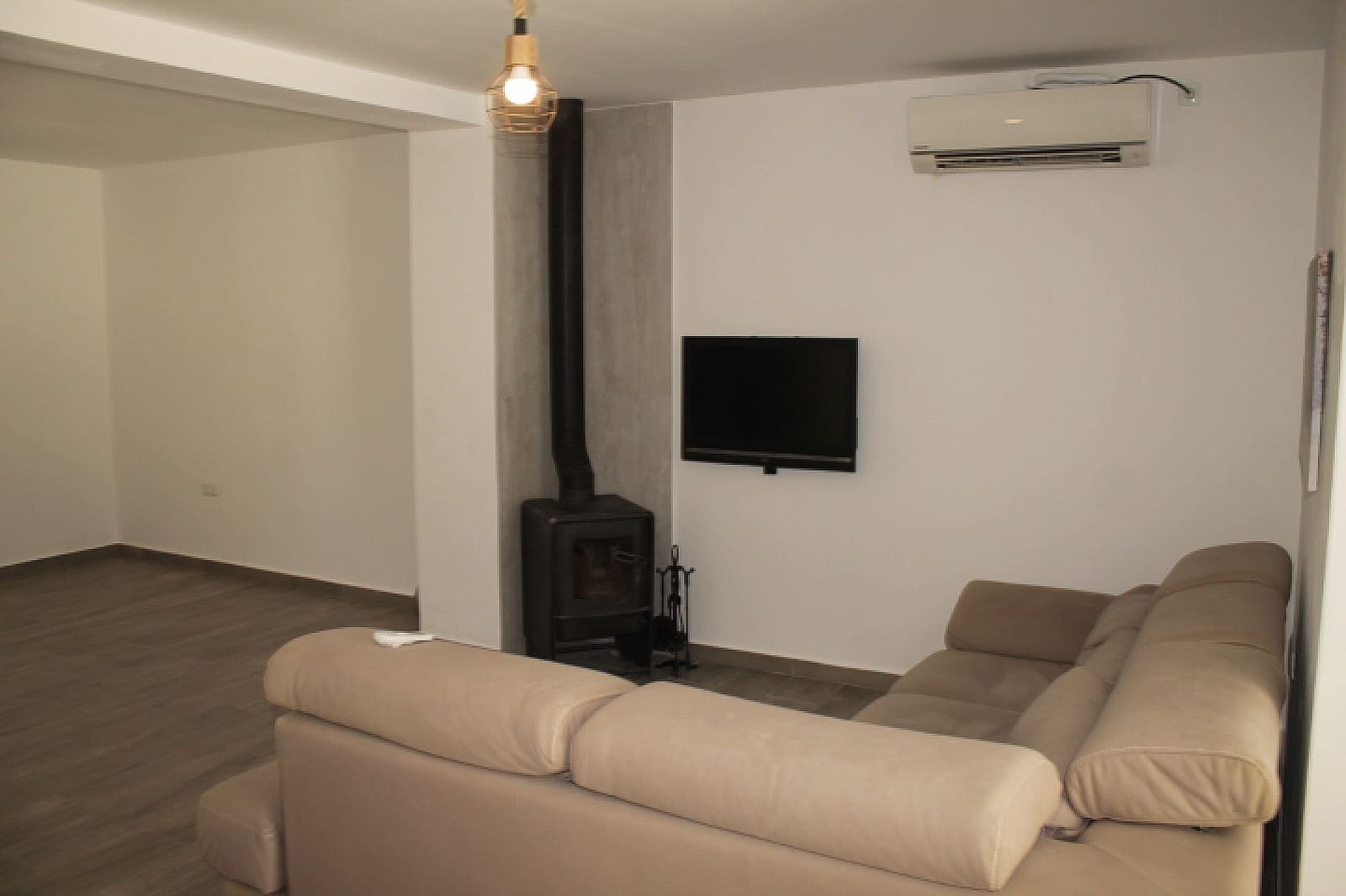 4 soveværelse Finca/Landehus til salg i Barbarroja med garage - € 199.995 (Ref: 9107686)