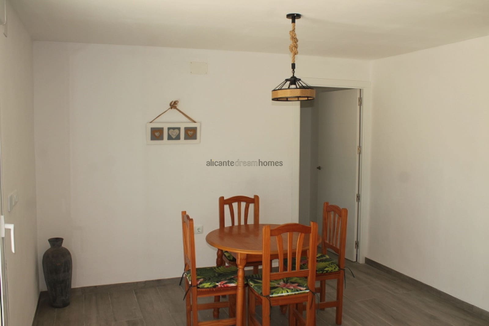 4 sypialnia Finka/Dom wiejski na sprzedaż w Barbarroja z garażem - 199 995 € (Ref: 9107686)