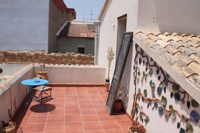2 bedroom Townhouse for sale in Raspay, Yecla with garage - € 199,995 (Ref: 9107904)