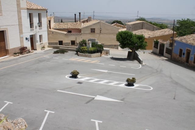 2 bedroom Townhouse for sale in Raspay, Yecla with garage - € 199,995 (Ref: 9107904)