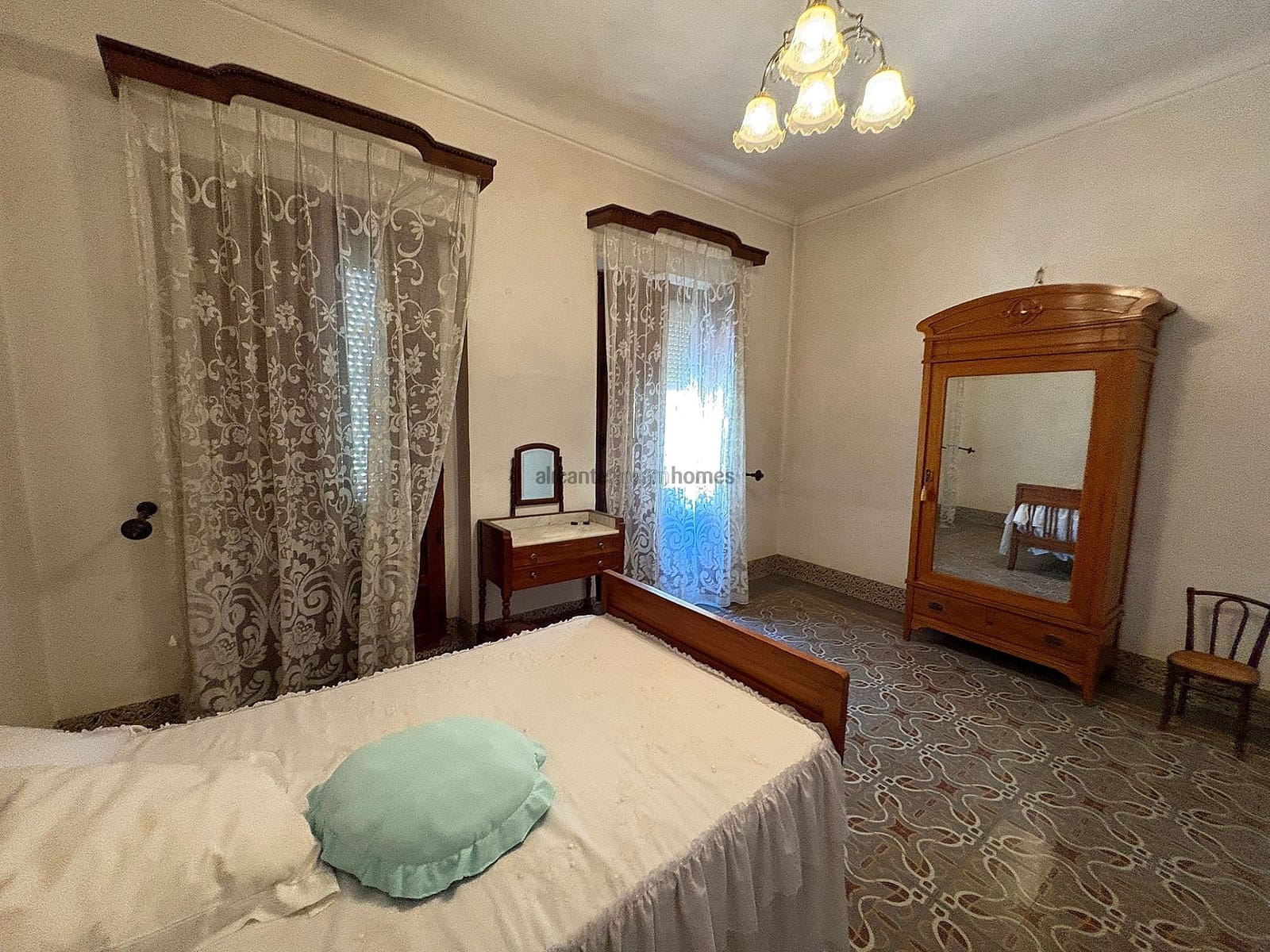 6 soverom Hus til salgs i Novelda - € 249 995 (Ref: 9113070)