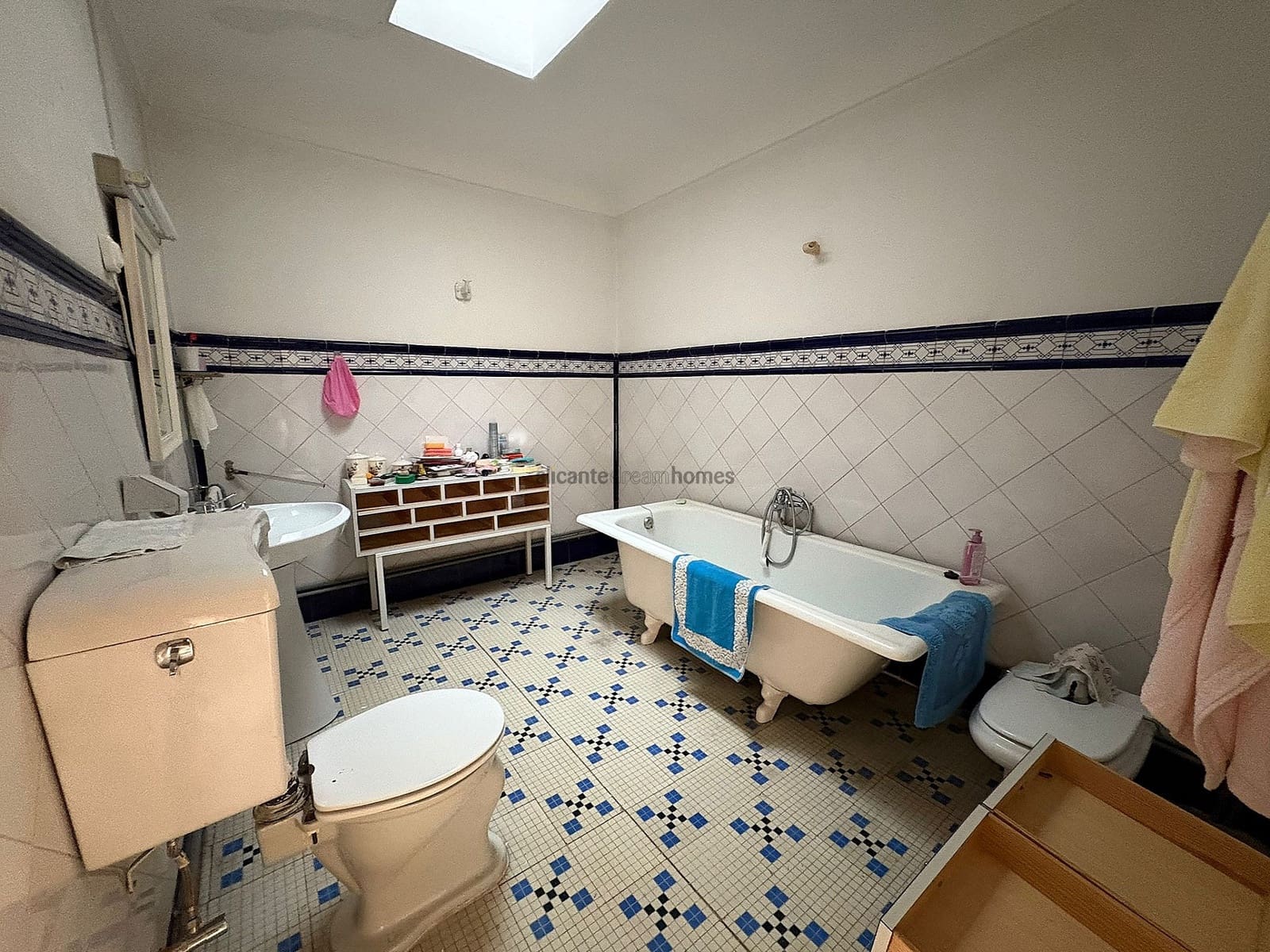 6 soverom Hus til salgs i Novelda - € 249 995 (Ref: 9113070)