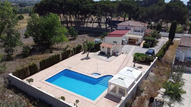 5 soveværelse Finca/Landehus til salg i Castalla med swimmingpool garage - € 325.000 (Ref: 9113278)