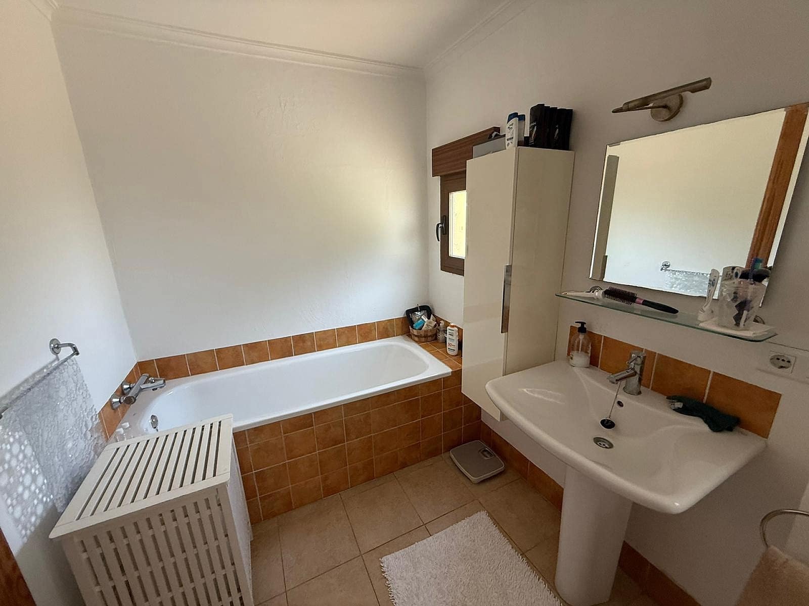 5 bedroom Finca/Country House for sale in Castalla with pool garage - € 325,000 (Ref: 9113278)