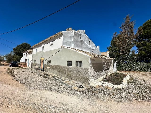 8 soverom Finca/Herregård til salgs i Yecla med garasje - € 69 995 (Ref: 9115380)