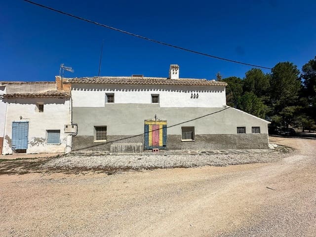 8 soverom Finca/Herregård til salgs i Yecla med garasje - € 69 995 (Ref: 9115380)