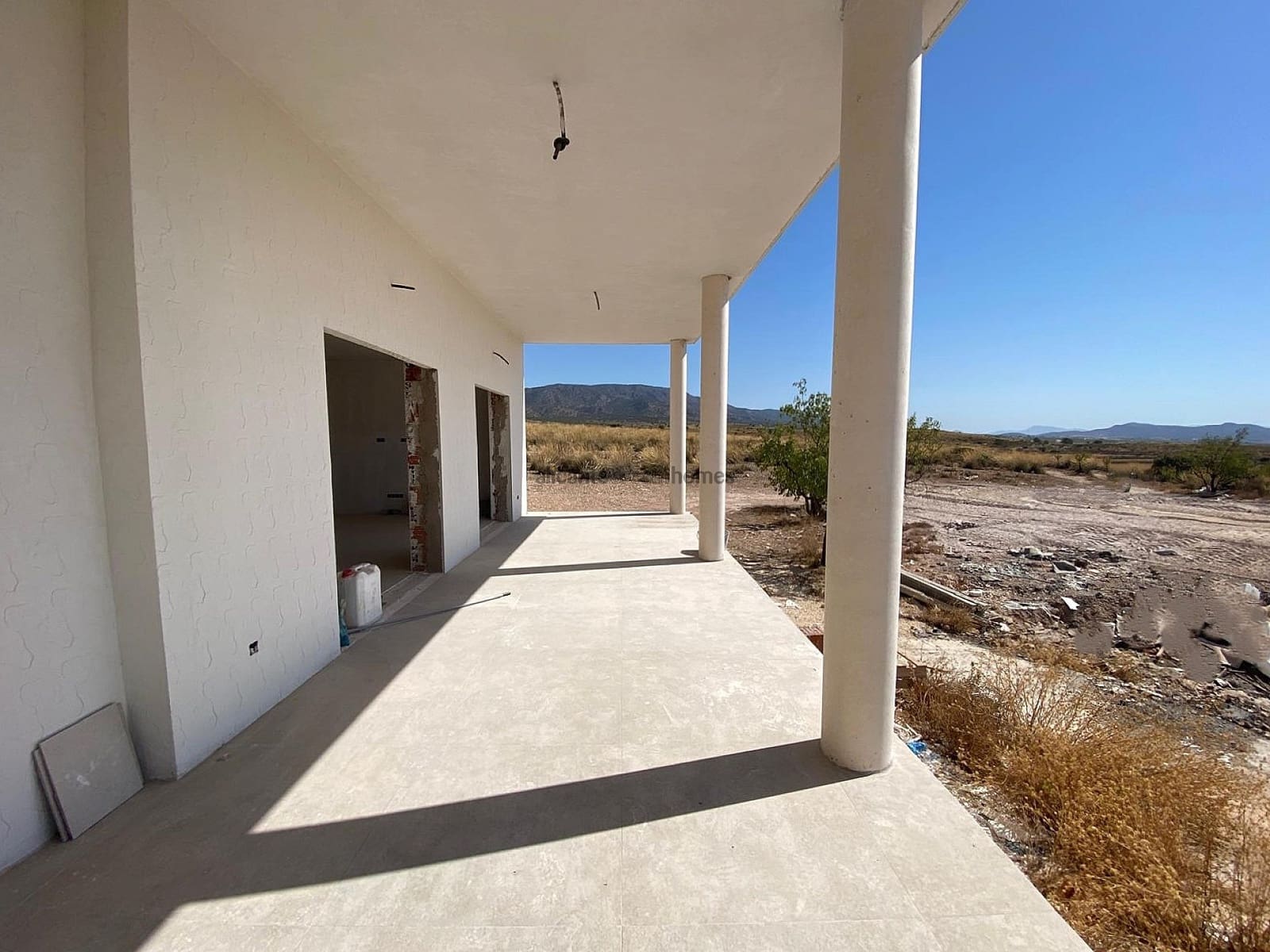 3 slaapkamer Villa te koop in Pinoso met zwembad garage - € 389.995 (Ref: 9127221)