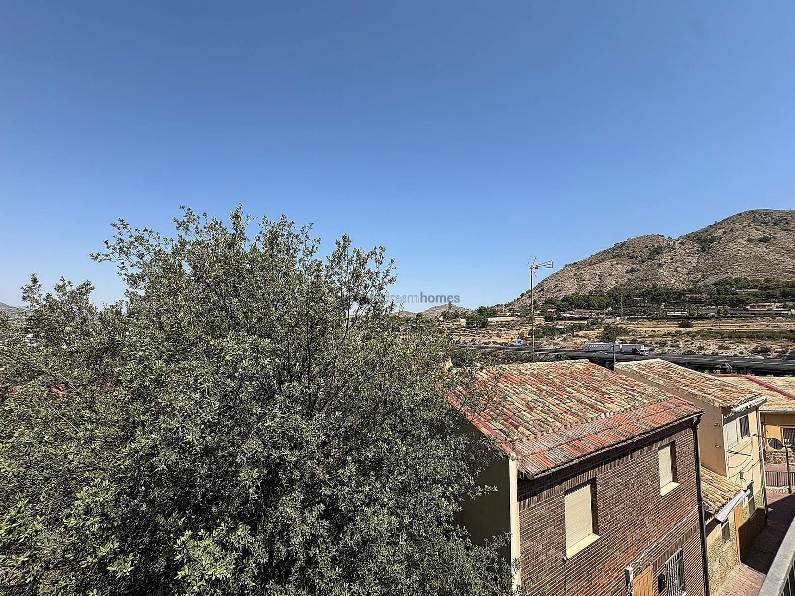 4 sypialnia Dom na sprzedaż w Petrel / Petrer - 99 995 € (Ref: 9129026)