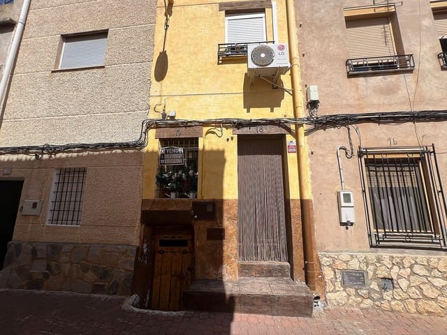 3 soveværelse Byhus til salg i Elche de la Sierra - € 75.000 (Ref: 9131162)