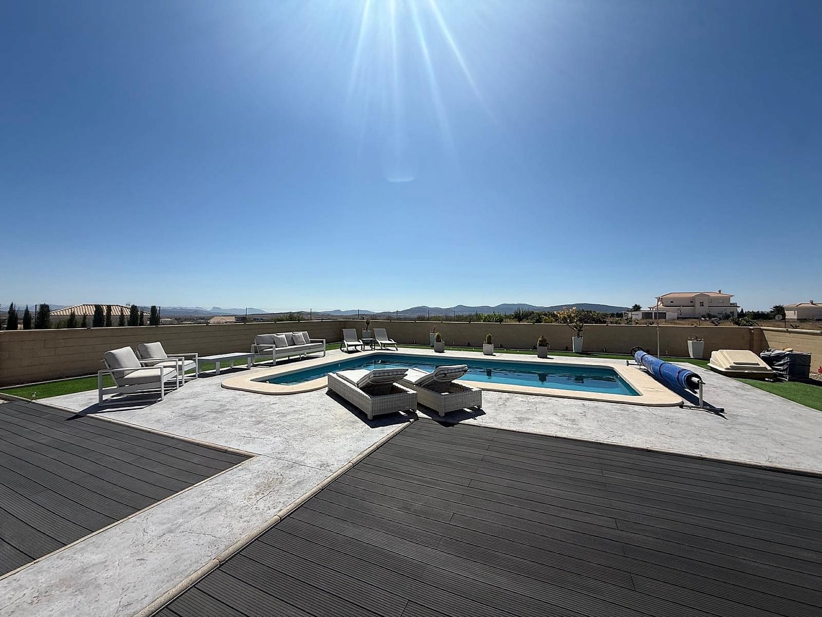 3 soverom Villa til salgs i Pinoso med svømmebasseng - € 375 000 (Ref: 9131355)