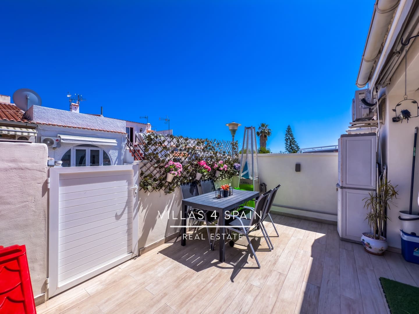 2 sypialnia Apartament na sprzedaż w Torrevieja - 149 950 € (Ref: 9132181)