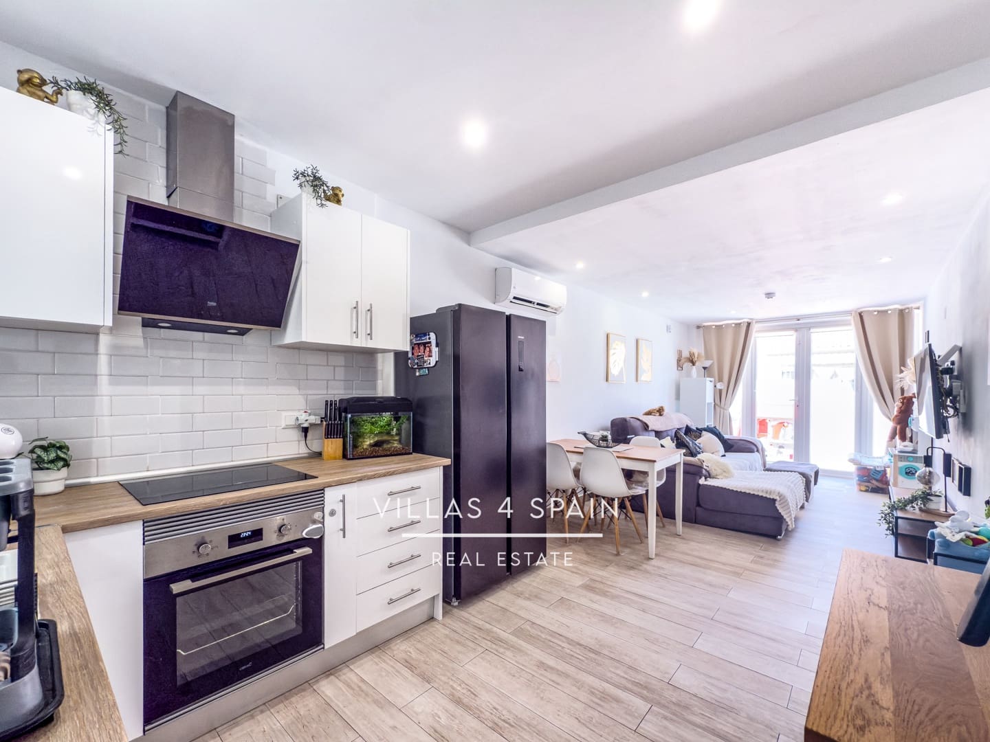 2 sypialnia Apartament na sprzedaż w Torrevieja - 149 950 € (Ref: 9132181)