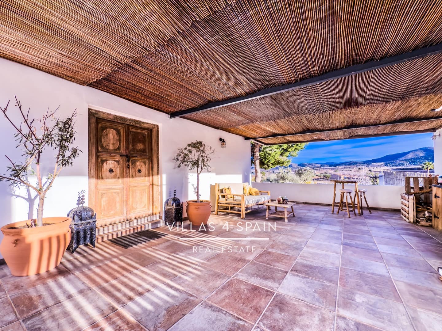 8 bedroom Villa for sale in La Romana with pool - € 789,000 (Ref: 9132183)