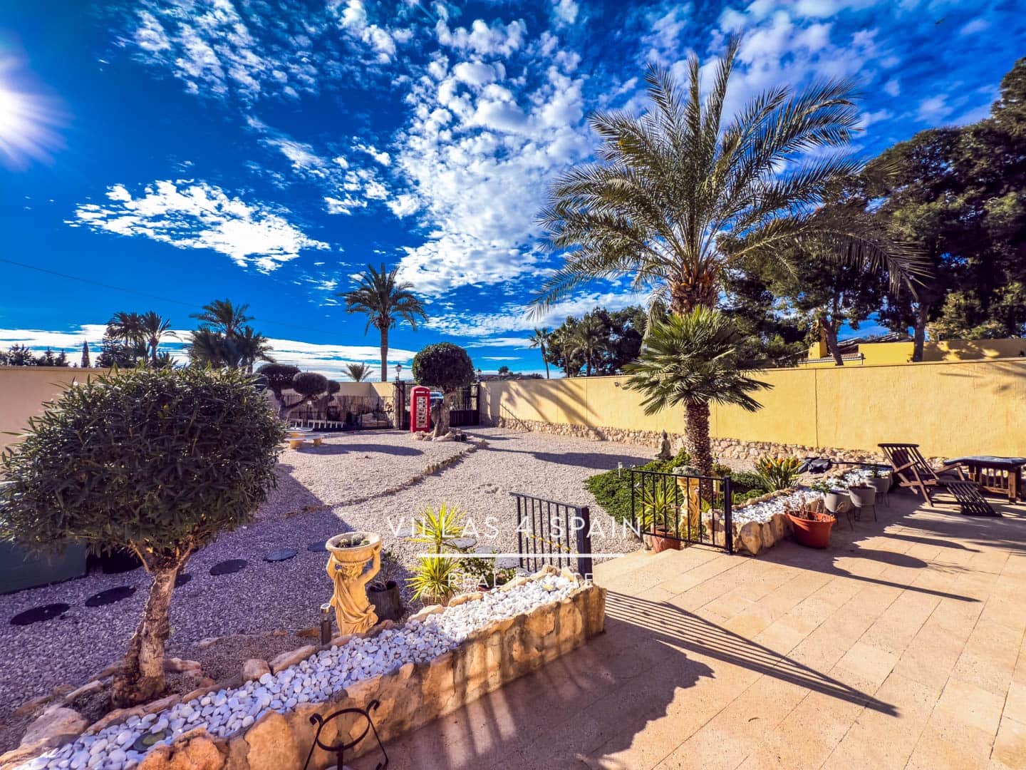 4 bedroom Villa for sale in Fortuna with pool - € 399,000 (Ref: 9132185)