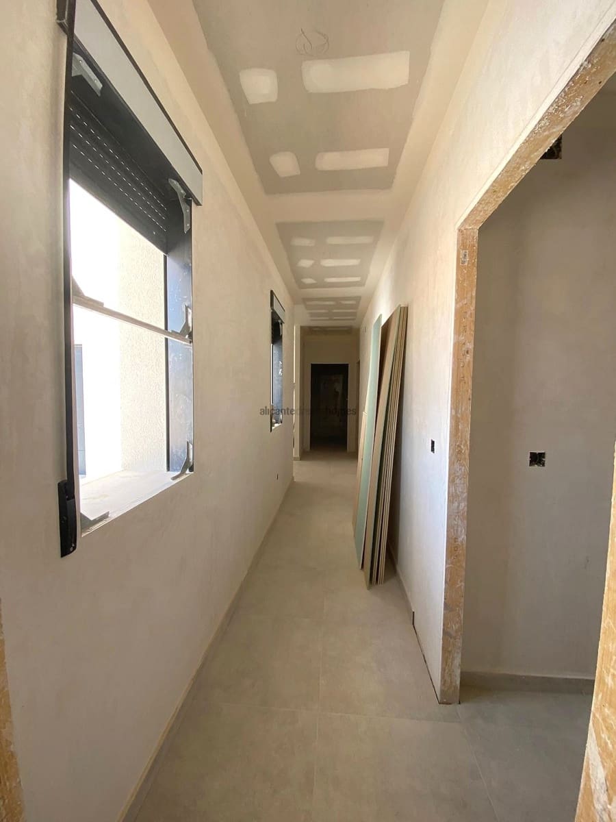 3 quarto Moradia para venda em Orihuela com piscina - 295 000 € (Ref: 9135123)