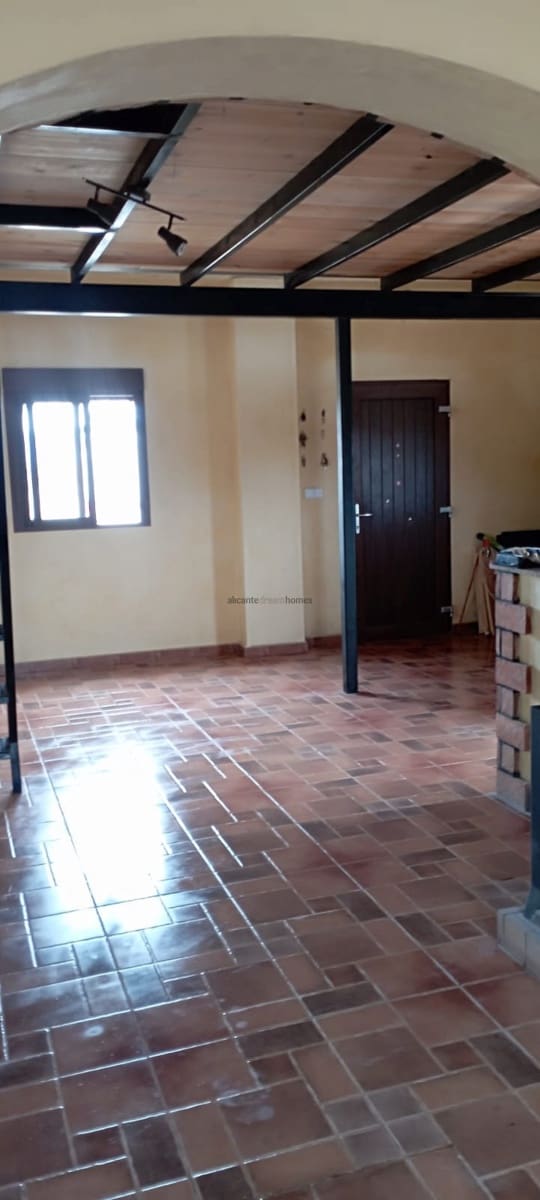 4 chambre Finca/Maison de Campagne à vendre à Pinoso avec garage - 324 000 € (Ref: 9141893)