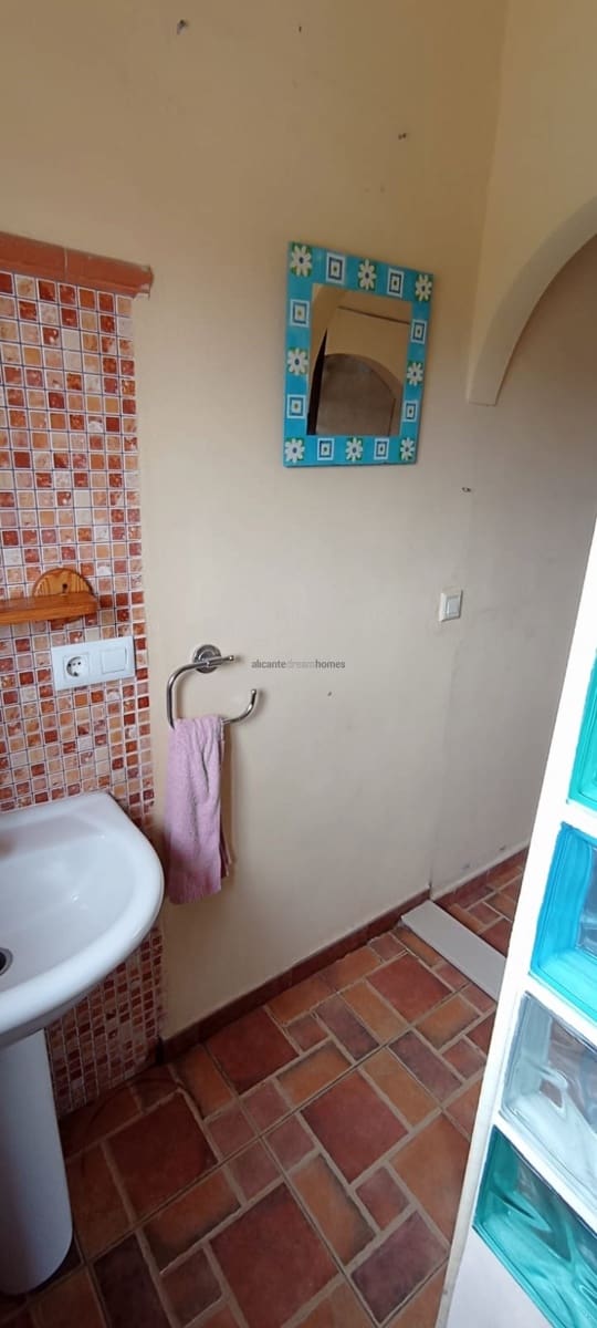 4 chambre Finca/Maison de Campagne à vendre à Pinoso avec garage - 324 000 € (Ref: 9141893)