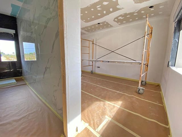 3 quarto Moradia para venda em Pinoso com piscina - 285 000 € (Ref: 9143373)