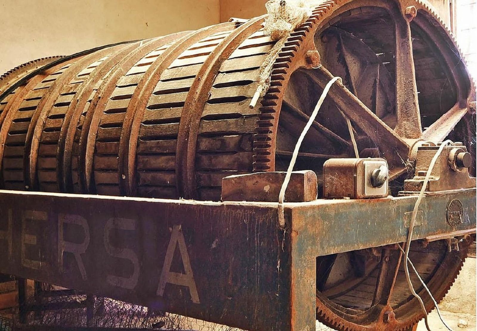 12 slaapkamer Finca/Landhuis te koop in Encebras met zwembad garage - € 529.000 (Ref: 9185987)