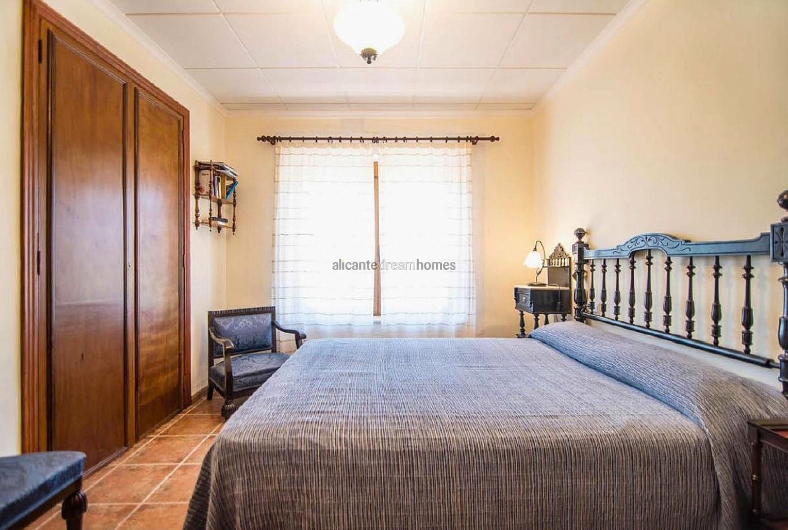 12 soverom Finca/Herregård til salgs i Encebras med svømmebasseng garasje - € 529 000 (Ref: 9185987)