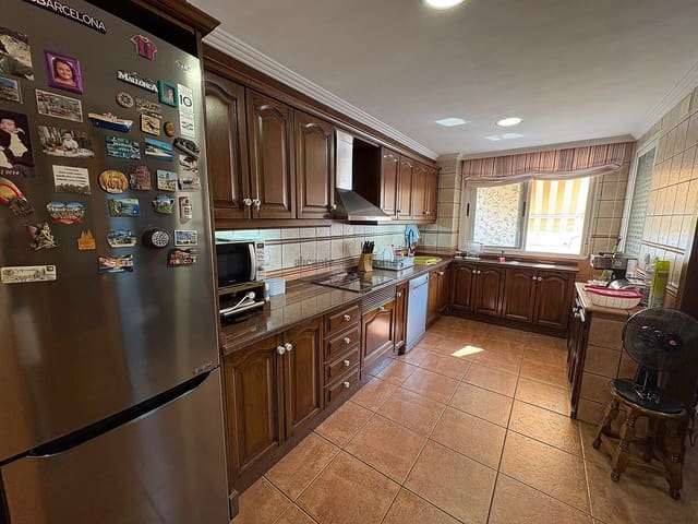 3 sypialnia Apartament na sprzedaż w Petrel / Petrer z garażem - 196 000 € (Ref: 9185988)