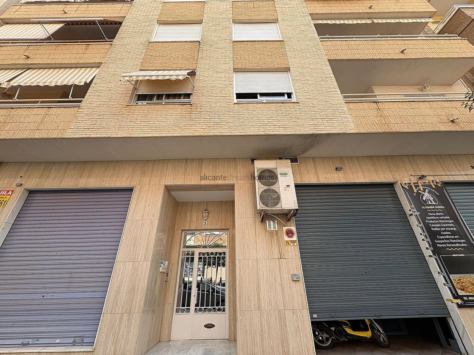 3 sovrum Lägenhet till salu i Petrel / Petrer med garage - 196 000 € (Ref: 9185988)