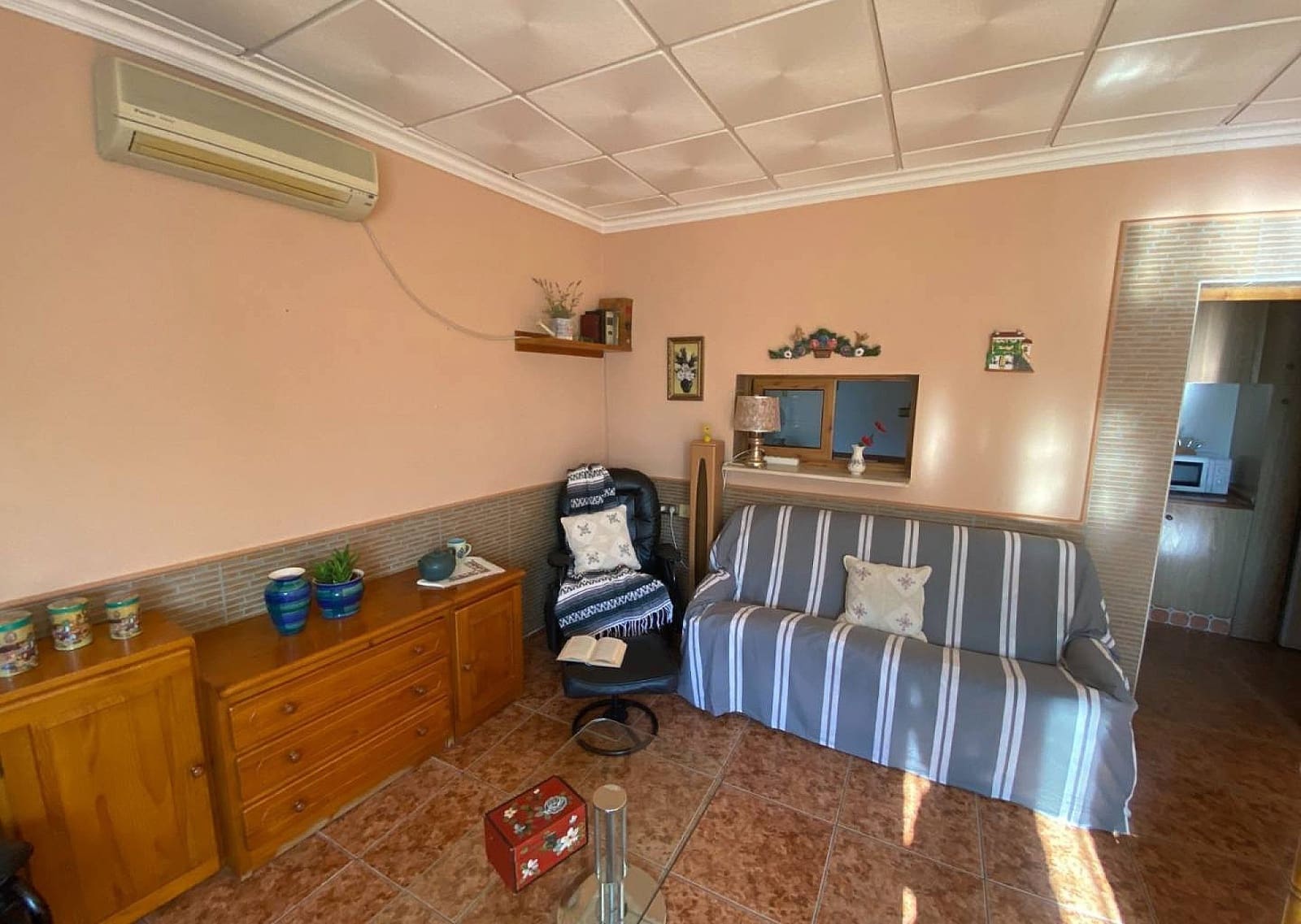 5 soveværelse Villa til salg i Sax med swimmingpool garage - € 299.995 (Ref: 9191383)