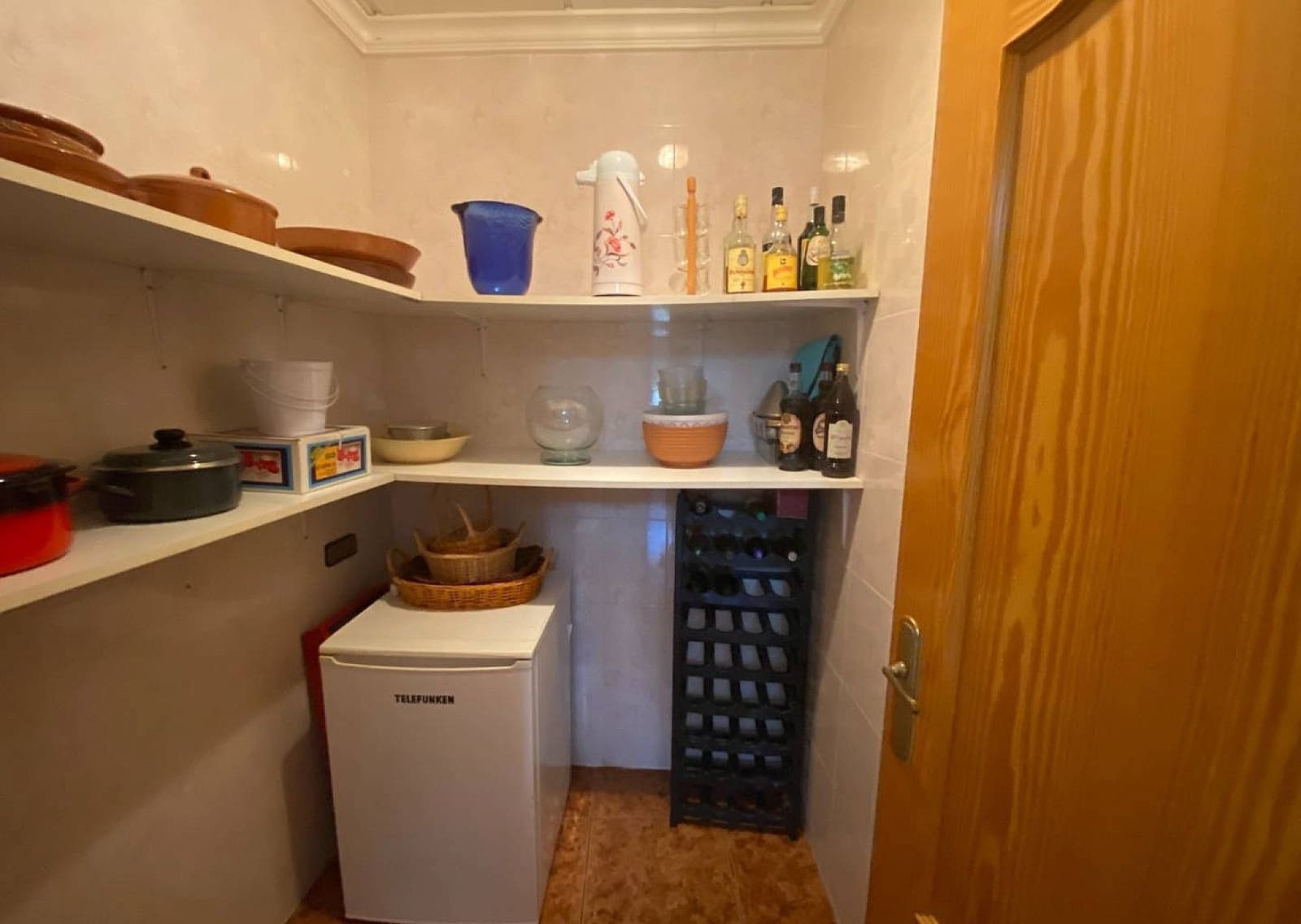 5 soveværelse Villa til salg i Sax med swimmingpool garage - € 299.995 (Ref: 9191383)